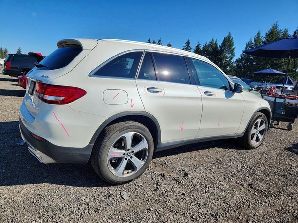 2018 MERCEDES-BENZ GLC-CLASS GLC 300-4M