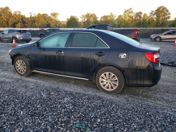 2012 TOYOTA CAMRY