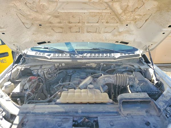 2020 FORD F150 — Engine bay