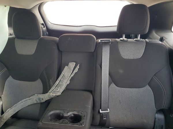 2015 JEEP CHEROKEE Sport — SUVN
