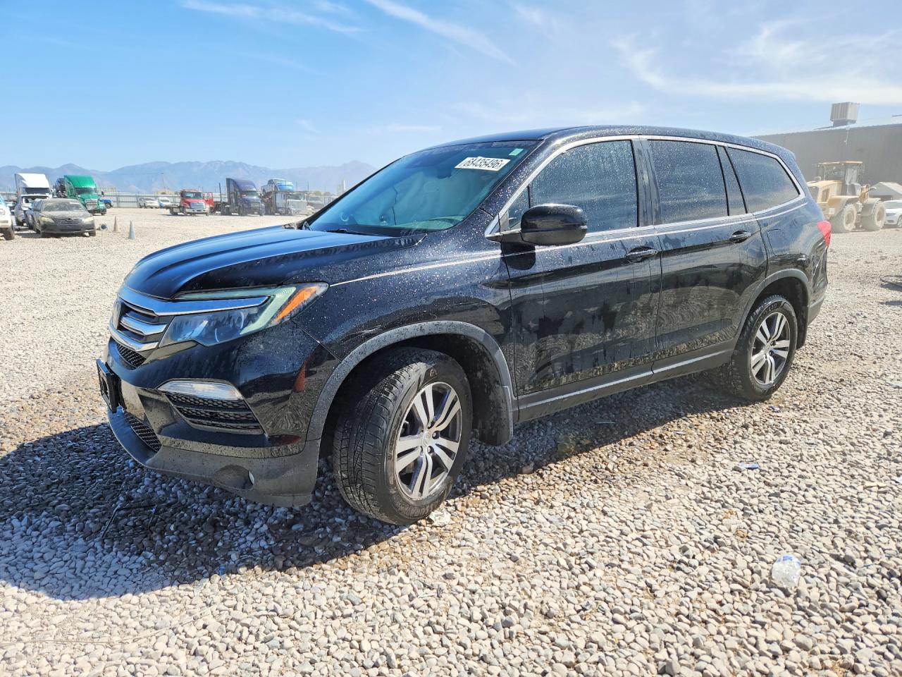 2017 HONDA PILOT EX SENSING — Front 3/4