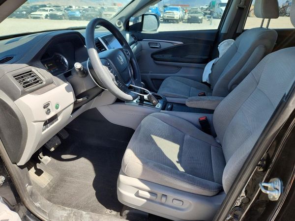 2017 HONDA PILOT EX SENSING — DENT