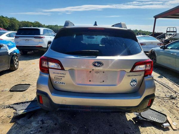 2018 SUBARU OUTBACK Premium+ES