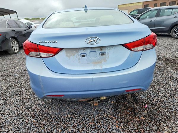 2012 HYUNDAI ELANTRA GLS(Middle grade) — DIRR