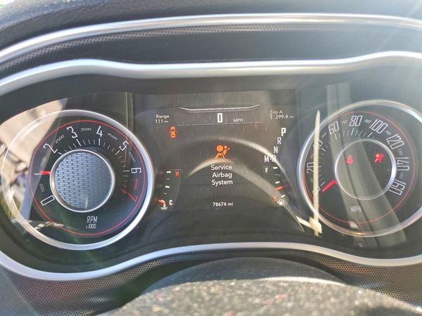 2015 DODGE CHALLENGER SXT Plus