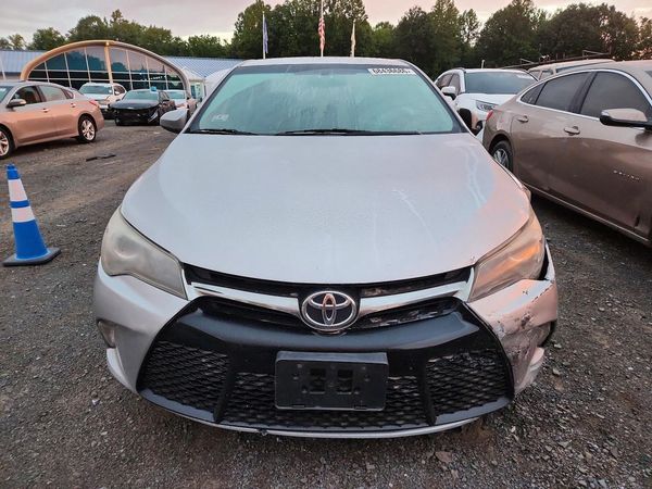 2015 TOYOTA CAMRY