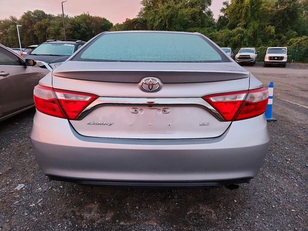 2015 TOYOTA CAMRY