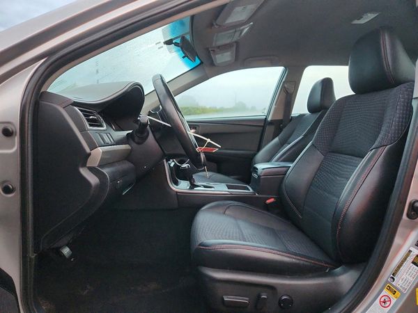 2015 TOYOTA CAMRY