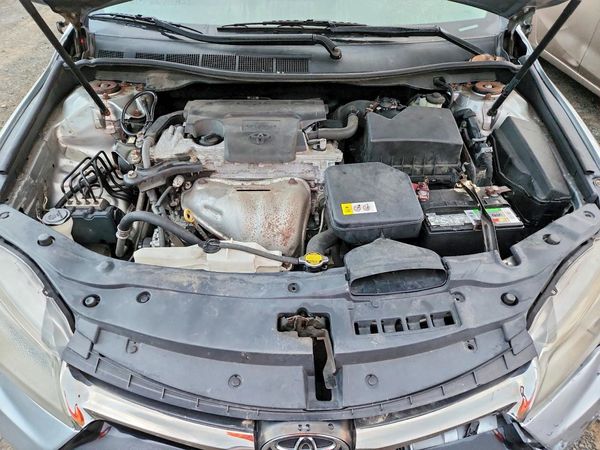 2015 TOYOTA CAMRY