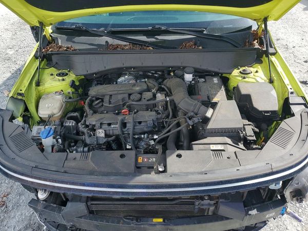 2024 HYUNDAI KONA Limited — Engine bay