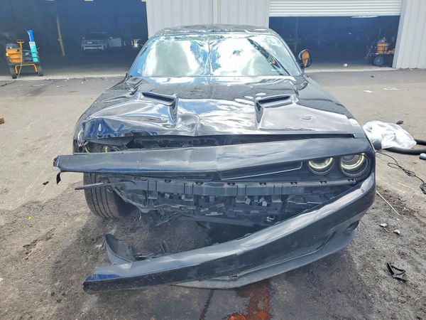 2022 DODGE CHALLENGER