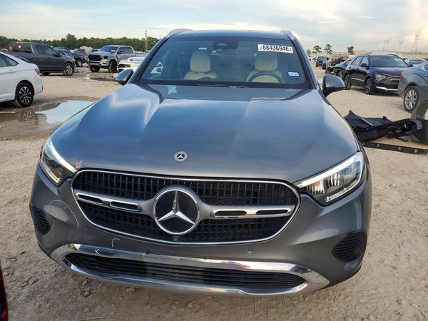 2023 MERCEDES-BENZ GLC