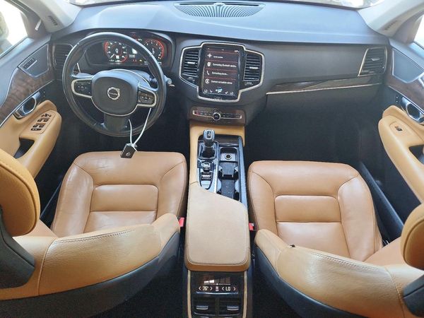 2016 VOLVO XC90 SV42 Momentum
