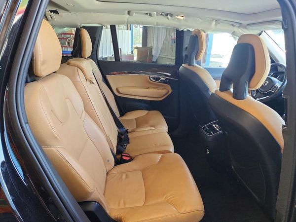 2016 VOLVO XC90 SV42 Momentum
