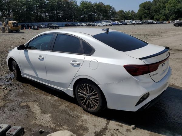 2022 KIA FORTE GT Line