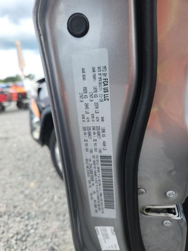 2019 JEEP COMPASS