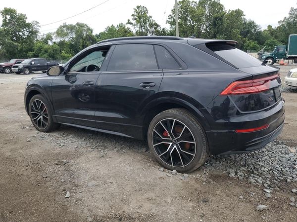 2021 AUDI Q8