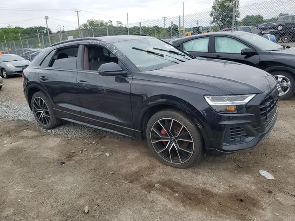 2021 AUDI Q8