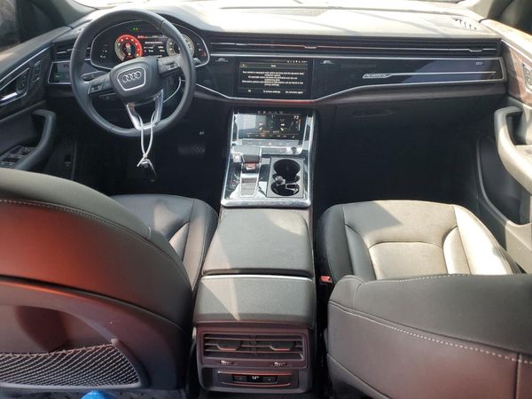 2021 AUDI Q8