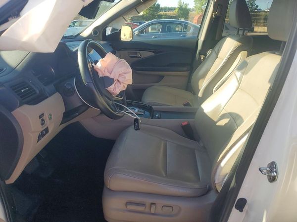 2019 HONDA PILOT TOURING — DENT