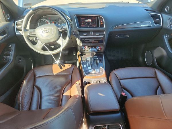 2016 AUDI Q5 quattro Premium Plus