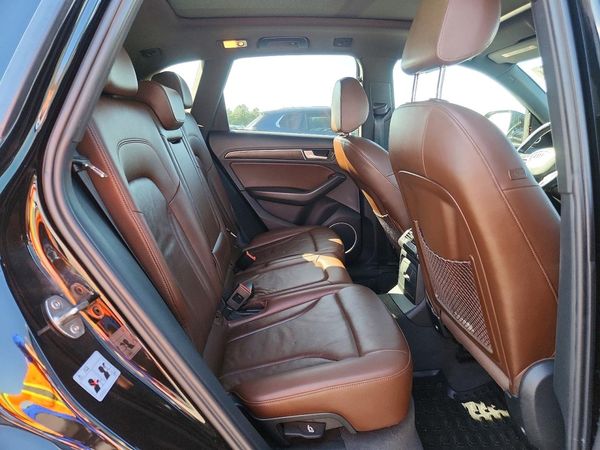 2016 AUDI Q5 quattro Premium Plus