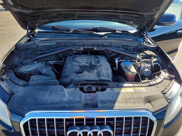 2016 AUDI Q5 quattro Premium Plus