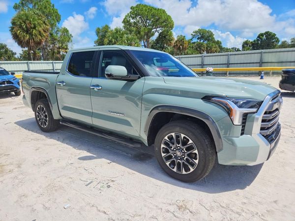 2025 TOYOTA TUNDRA