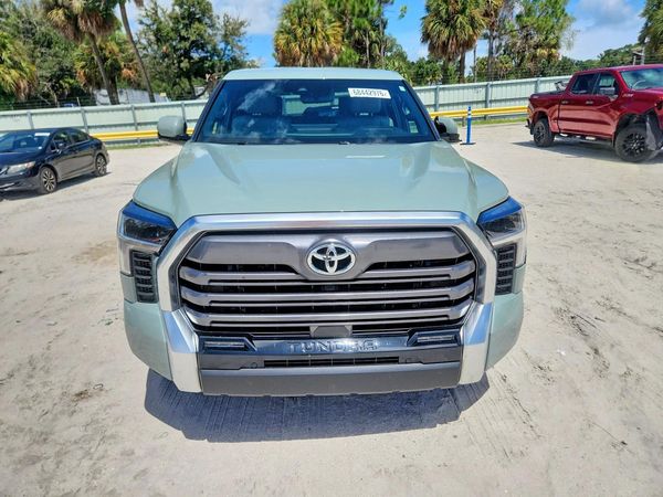 2025 TOYOTA TUNDRA