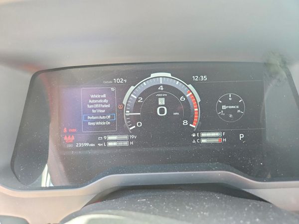 2025 TOYOTA TUNDRA