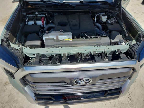 2025 TOYOTA TUNDRA