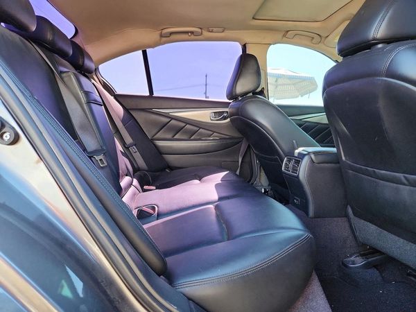 2021 INFINITI Q50