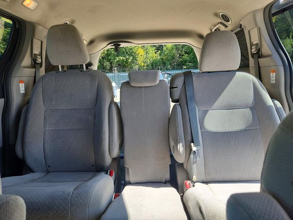 2015 TOYOTA SIENNA