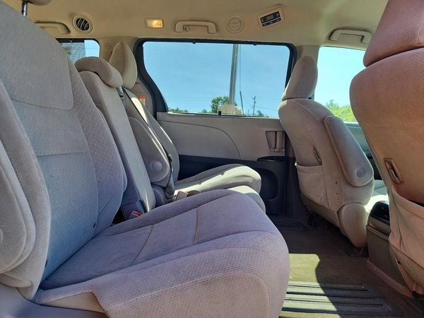 2015 TOYOTA SIENNA