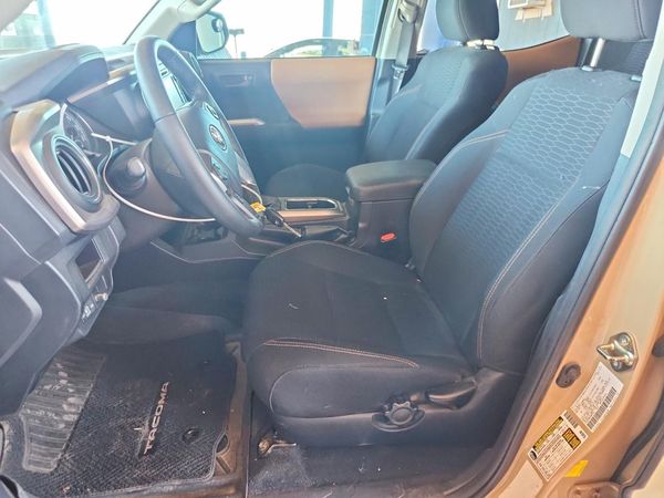 2016 TOYOTA TACOMA