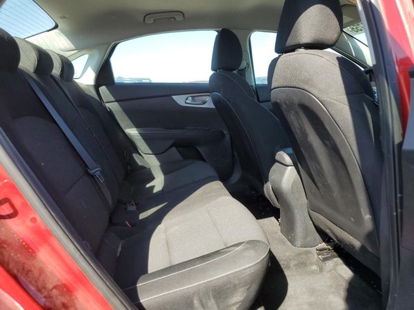2022 KIA FORTE FE, LXS