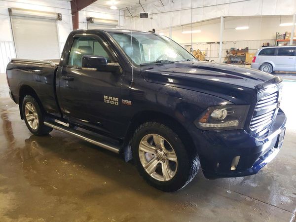2015 RAM 1500 SPORT REG CAB 4X4