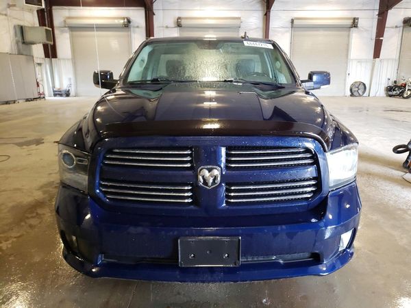 2015 RAM 1500 SPORT REG CAB 4X4