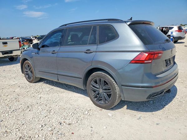 2022 VOLKSWAGEN TIGUAN SE R-Line Black