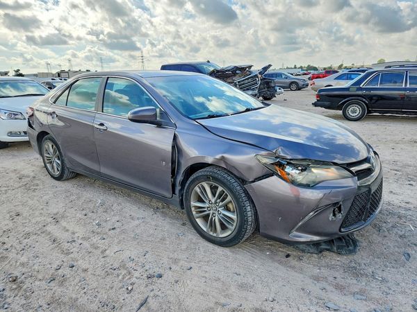 2016 TOYOTA CAMRY