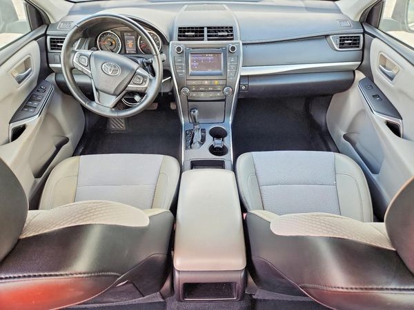 2016 TOYOTA CAMRY
