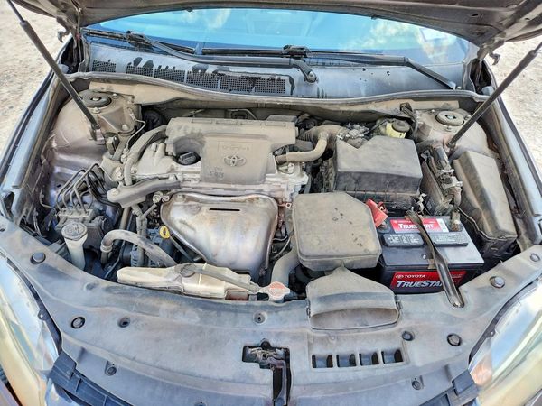 2016 TOYOTA CAMRY