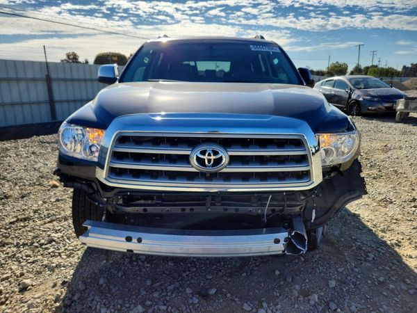 2017 TOYOTA SEQUOIA