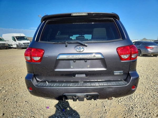 2017 TOYOTA SEQUOIA