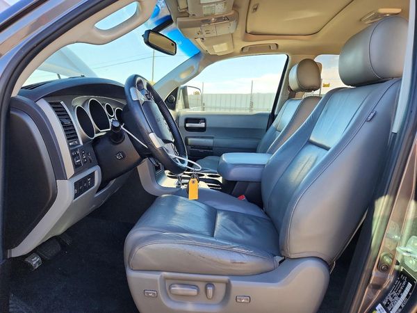2017 TOYOTA SEQUOIA