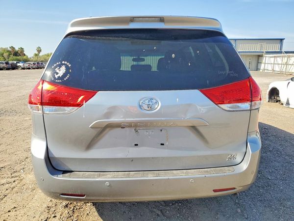 2014 TOYOTA SIENNA — DIRR