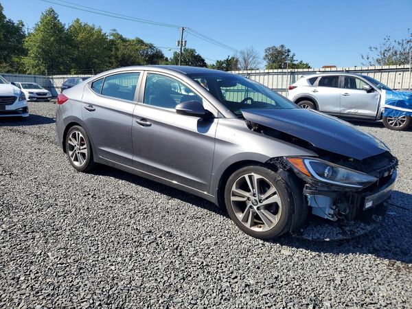 2018 HYUNDAI ELANTRA — Passenger 3/4