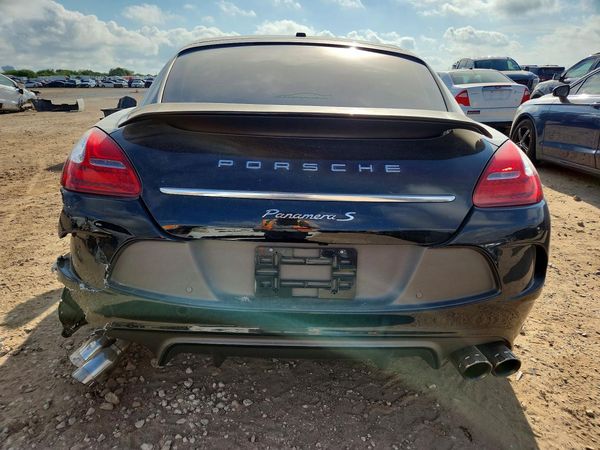 2012 PORSCHE PANAMERA S (2WD), 4S (4WD)