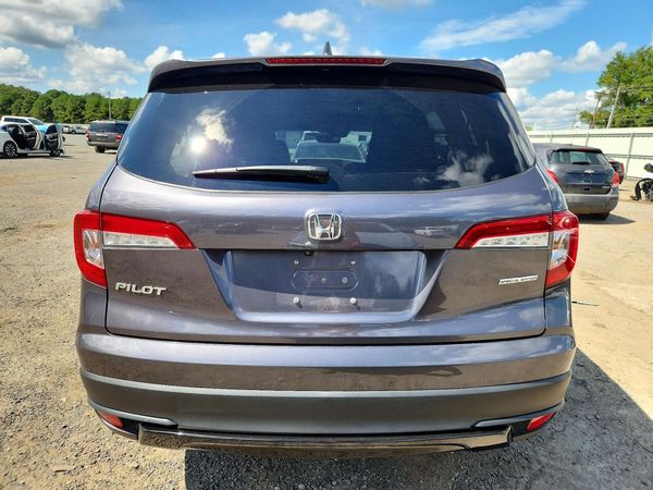 2021 HONDA PILOT SE