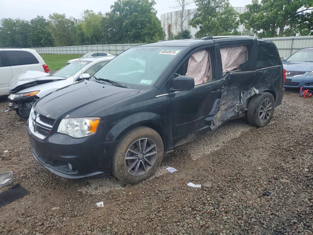 2017 DODGE GRAND CARAVAN SXT